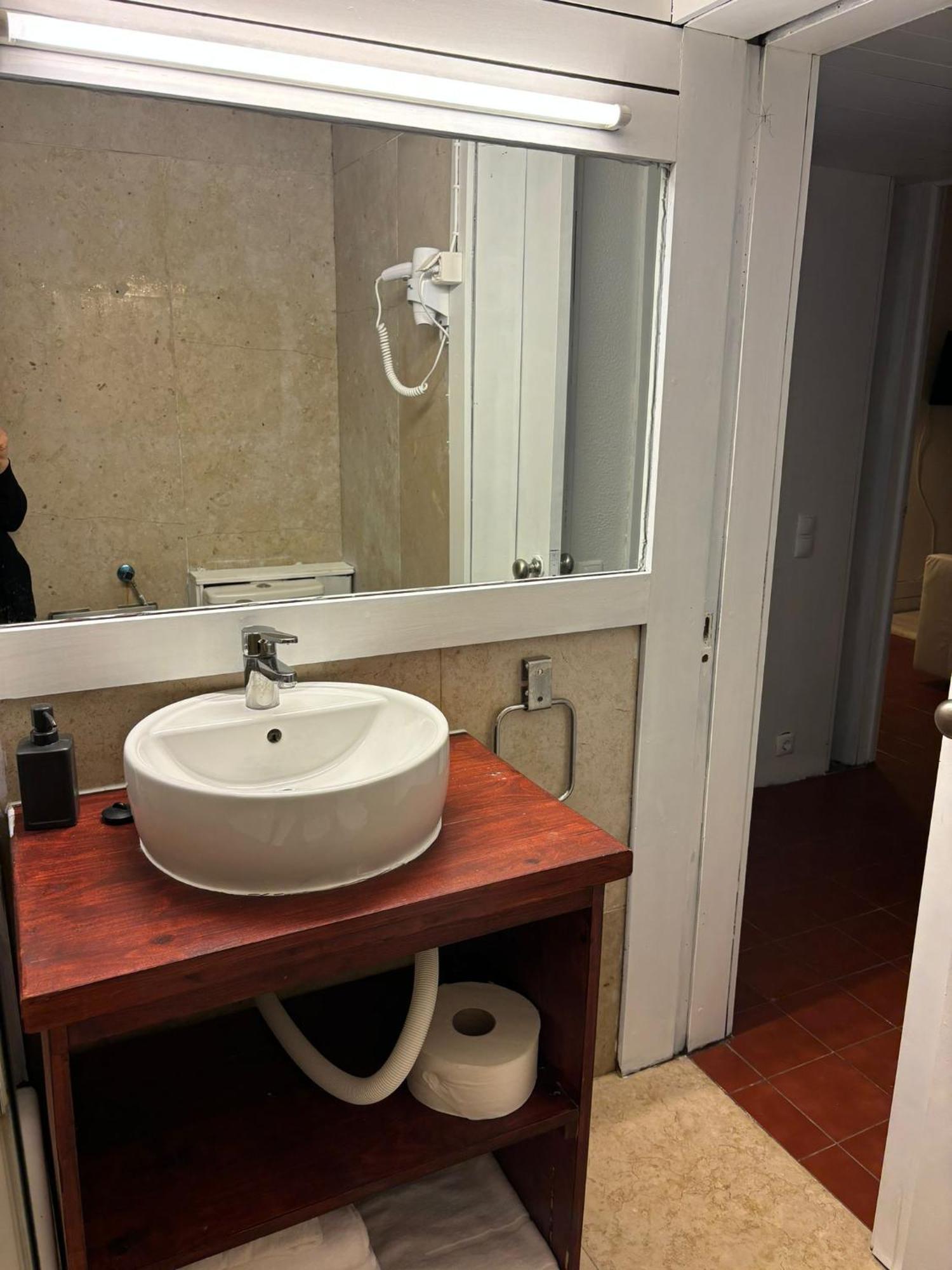 Estrada De Benfica 600 Apartamentos Лиссабон Экстерьер фото